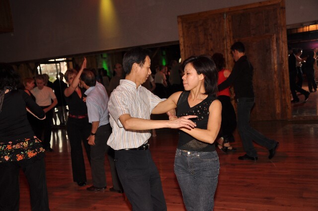 min 2009 05 03 station danse 088
